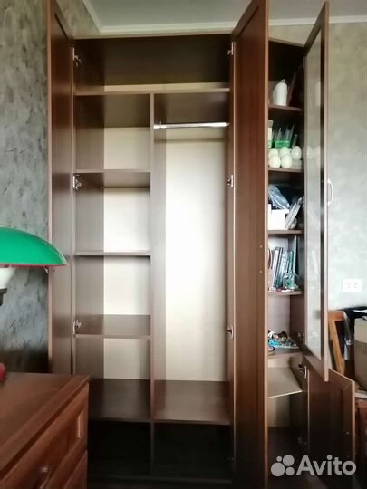 Шкаф многоцелевой, платяной, двухстворчатый