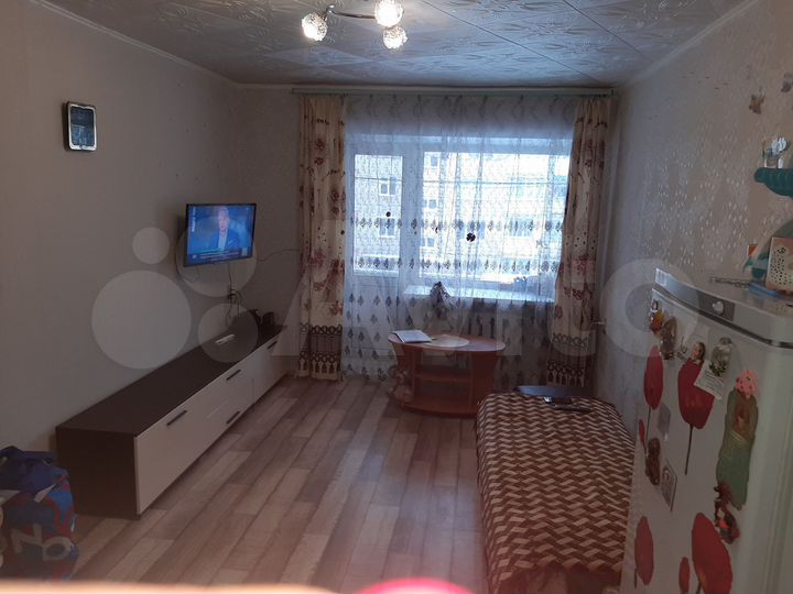 Комната 18 м² в 5-к., 3/5 эт.