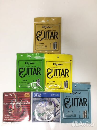 Струны для гитары новые