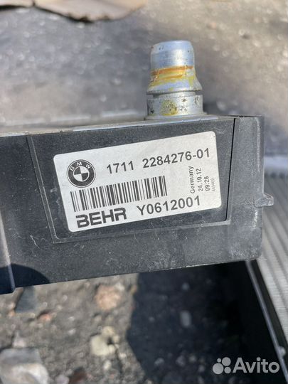 Дополнительный радиатор ож правый левый BMW M5 F10