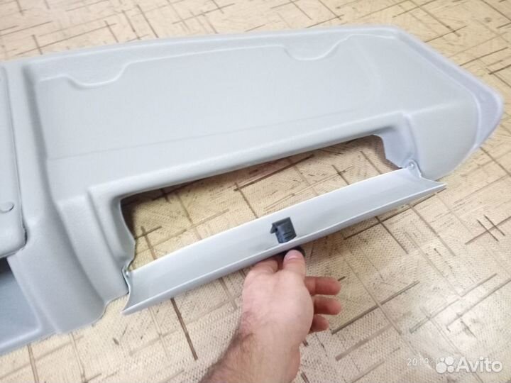 Полка под магнитолу УАЗ Буханка