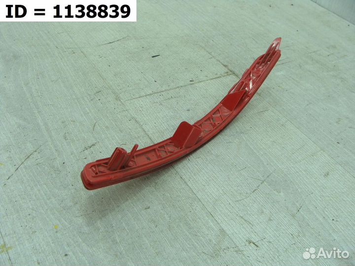 Светоотражатель катафот заднего бампера правый Kia