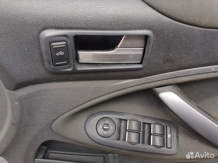 Кнопка стеклоподъемника Ford Kuga, 2009