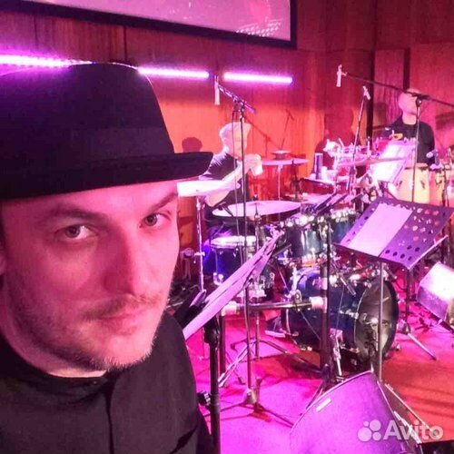 Звукорежиссер, аранжировщик, композитор