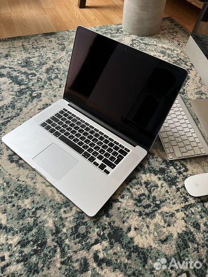 Зверь MacBookPro 15 Retina SSD 512GB hdmi i7
