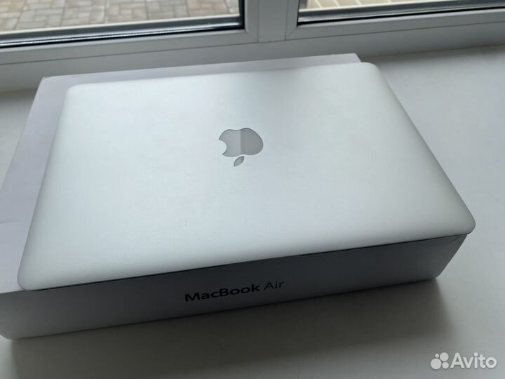 Apple MacBook Air 13