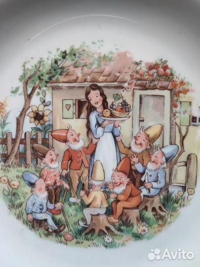 Тарелка Белоснежка