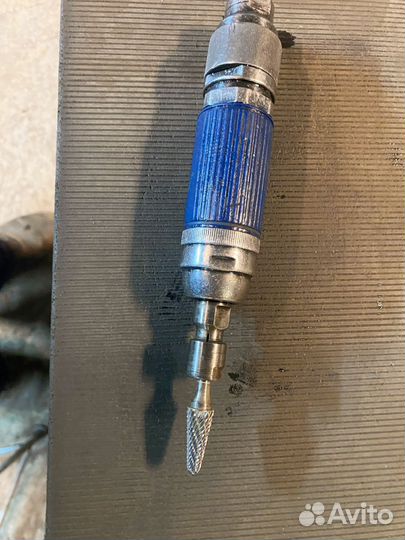 Продаю пневмо мащинку