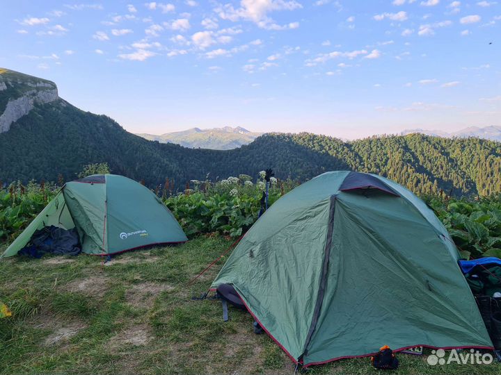 Палатки, спальные мешки,шатер