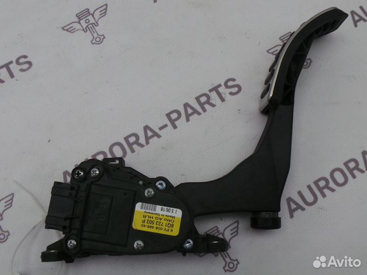 Педаль газа Amarok 2010