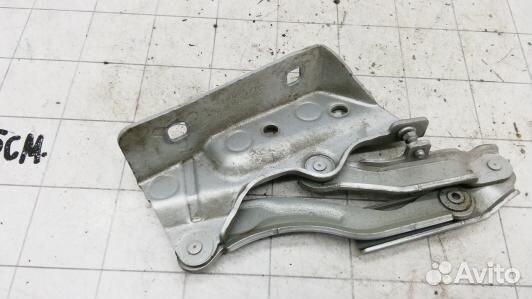 Петля капота mercedes benz B-class W245 (91N01D501
