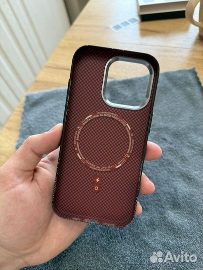 Чехол iPhone 16 Pro
