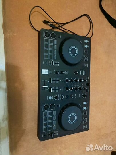 Dj контроллер DDJ-FLX4