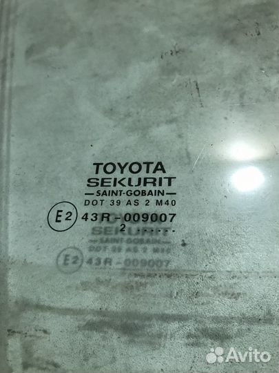 Стекло переднее правое Toyota Corolla 120