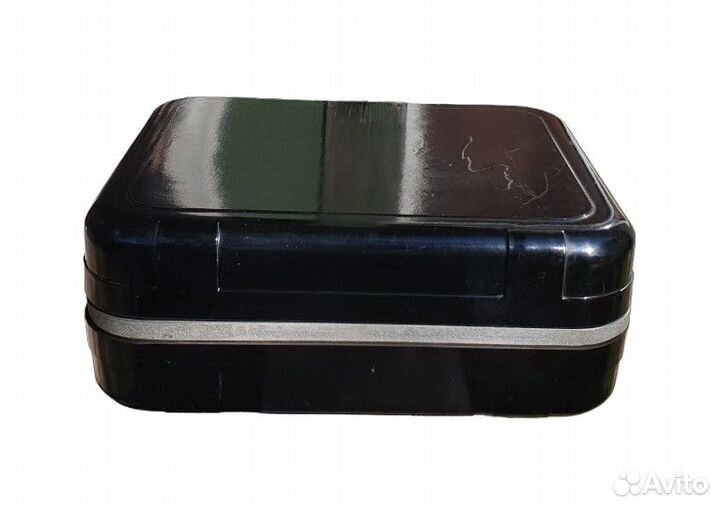 Винтажный портативный проигрыватель винила СССР