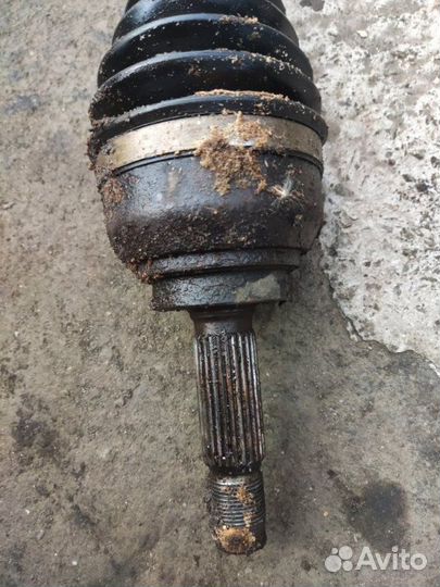 Приводной вал передний левый Mitsubishi Galant