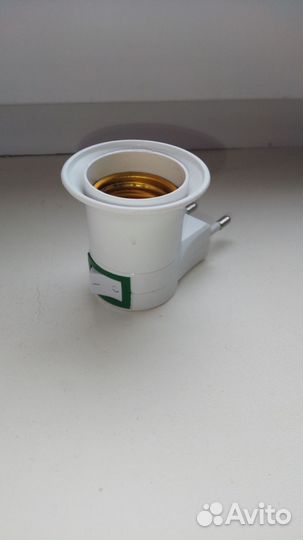 Патрон для лампочки