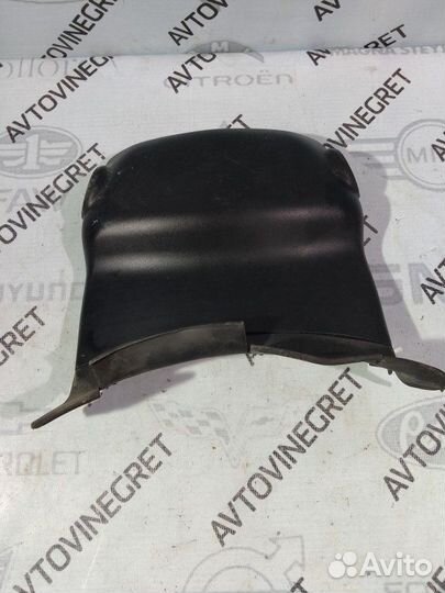 Кожух рулевой колонки Kia Ceed 1