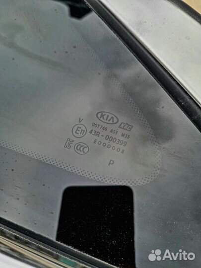 Форточка задняя левая KIA Sorento prime