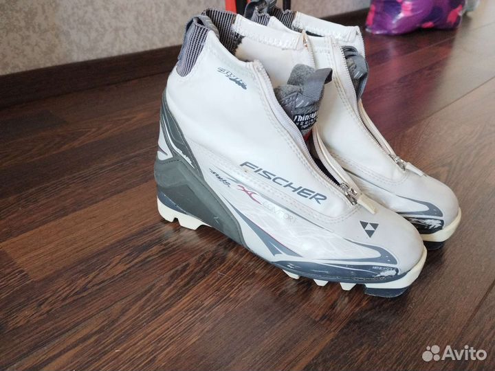 Лыжные ботинки