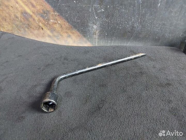 Ключ балонный Bmw X5 E53 M54 2002