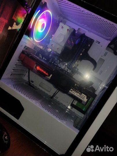 Cyber Angel / Ryzen 4100 / GTX 1070 / 16gb DDR4