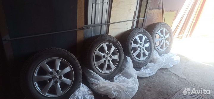 R15 Viatti Brina Nordico V-522 195/65, PCD 5x114.3 DIA 60.1