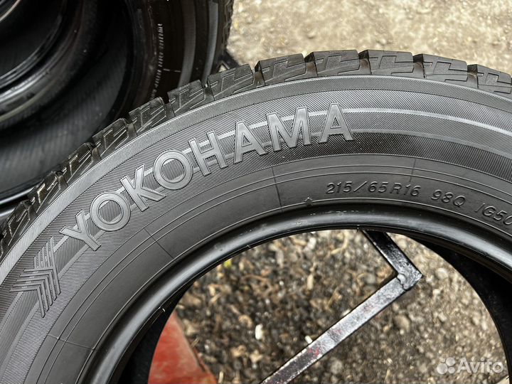 Yokohama Ice Guard IG50 215/65 R16 98Q