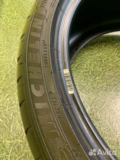 Michelin Pilot Sport 4 S 255/35 R19