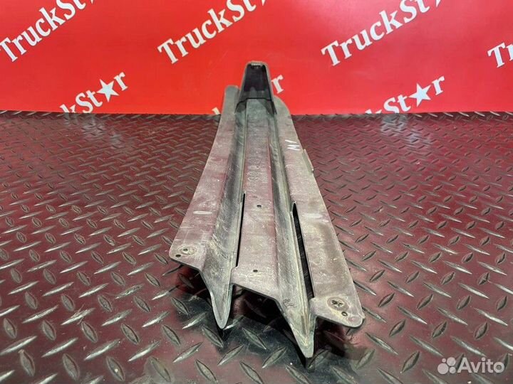 Заглушка бампера правая Man TGS, Man TGX