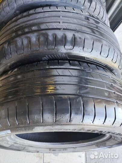 Goodyear EfficientGrip Performance 215/65 R16 98H