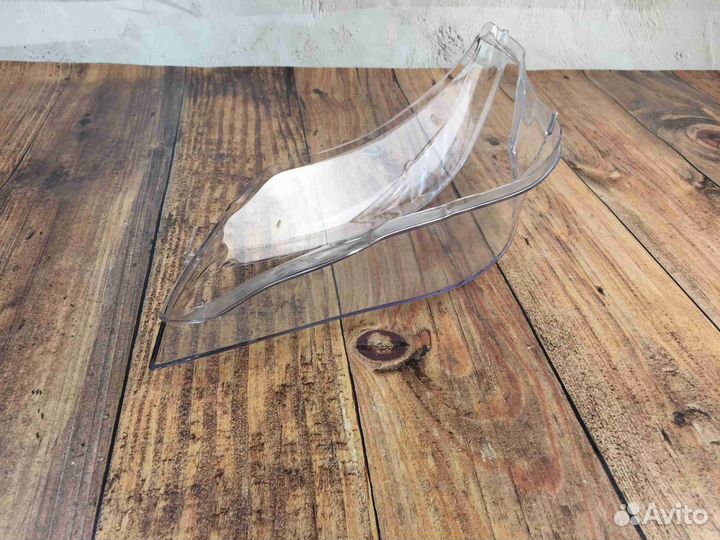 Стекло фары BMW e60 5-er (02-10) R