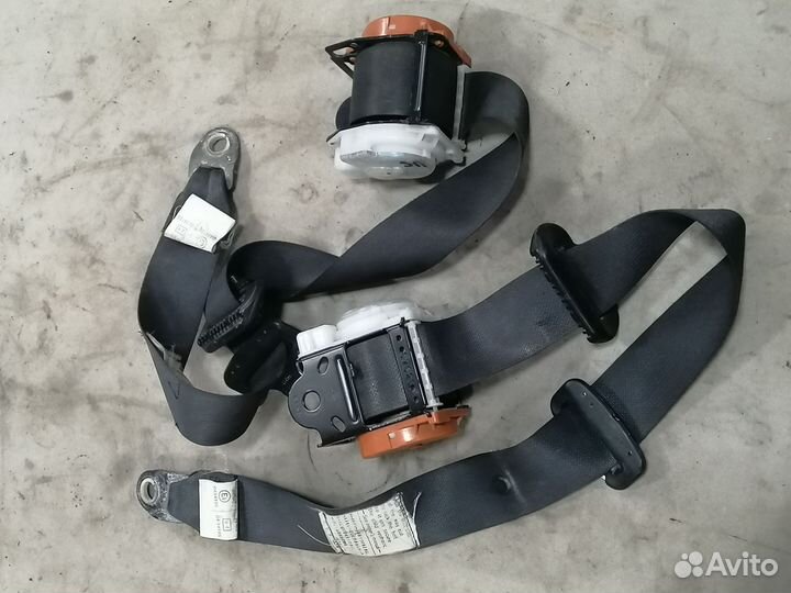 Ремень безопасности задний для Suzuki Grand Vitara