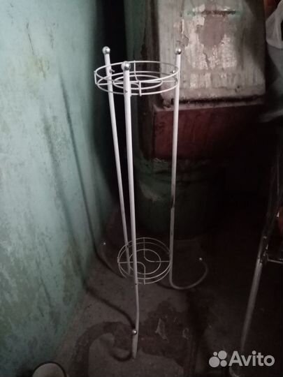 Подставка для цветов