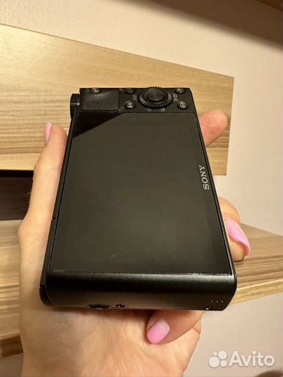 Компактный фотоаппарат sony DSC-RX100