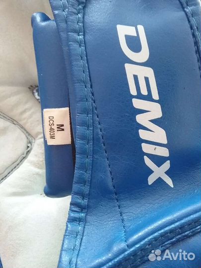 Боксерский шлем demix