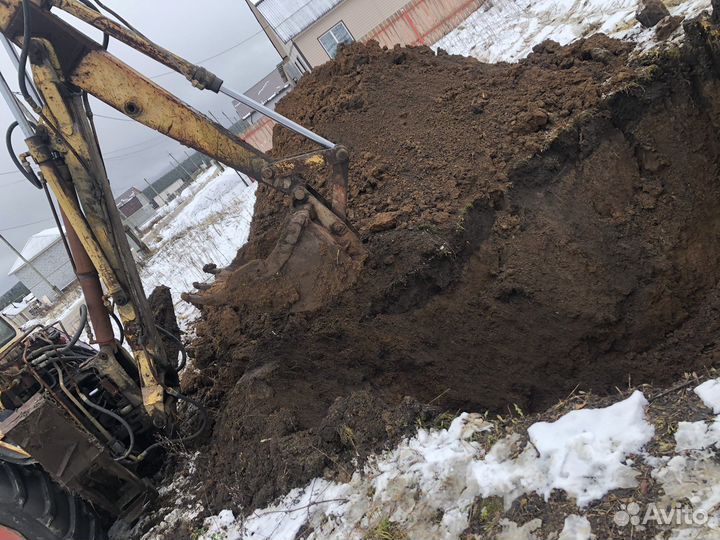 Услуги трактора экскаватора