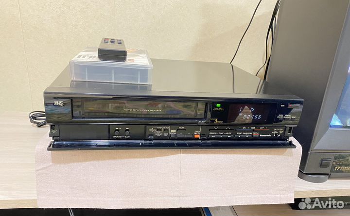 Видеомагнитофон panasonic
