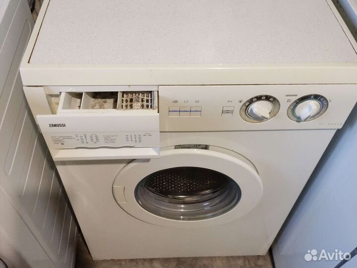 Узкая стиральная машина Zanussi 4 кг 900 об