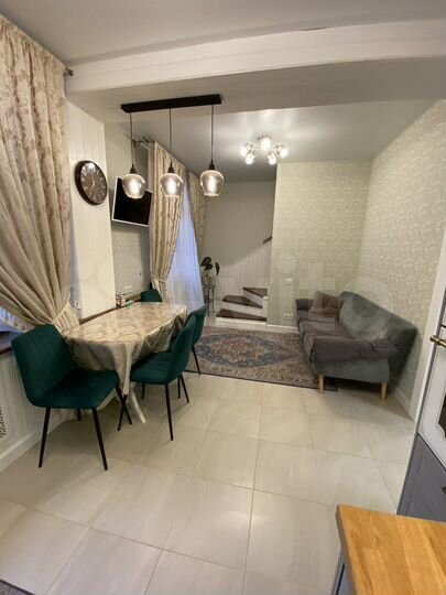 4-к. квартира, 100 м², 6/7 эт.