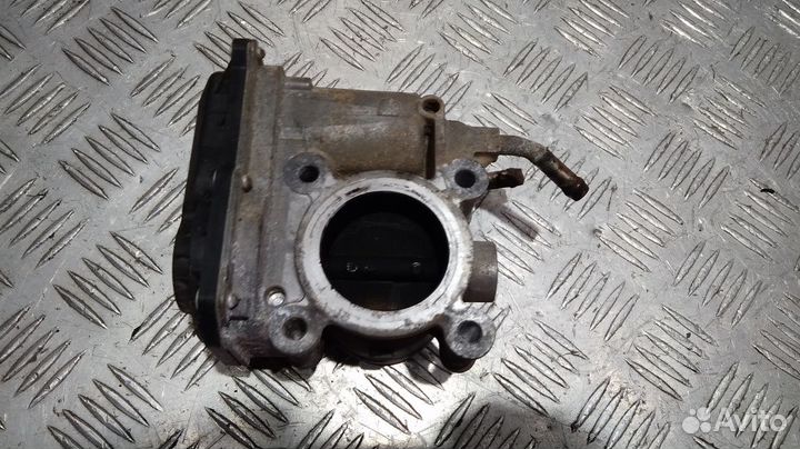 Дроссельный узел Lancer 10 1,5 Denso б\у