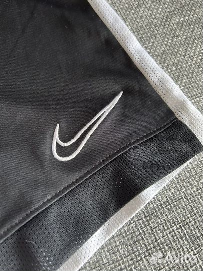Тренировочные шорты nike на мальчика
