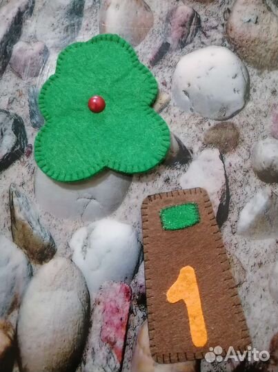 Развивающие игрушки из фетра, поделки в сад