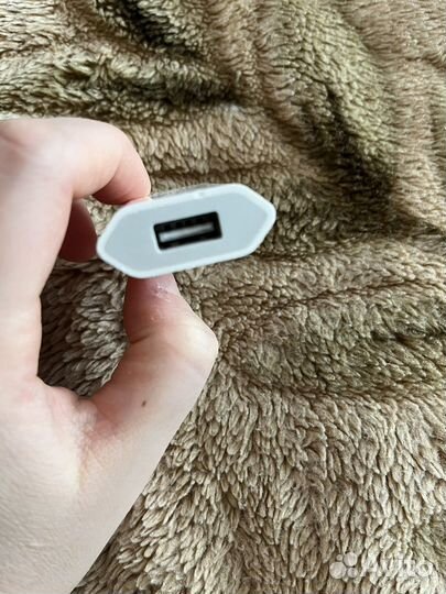 Зарядное устройство для iPhone
