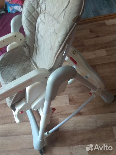 Стульчик для кормления babyton