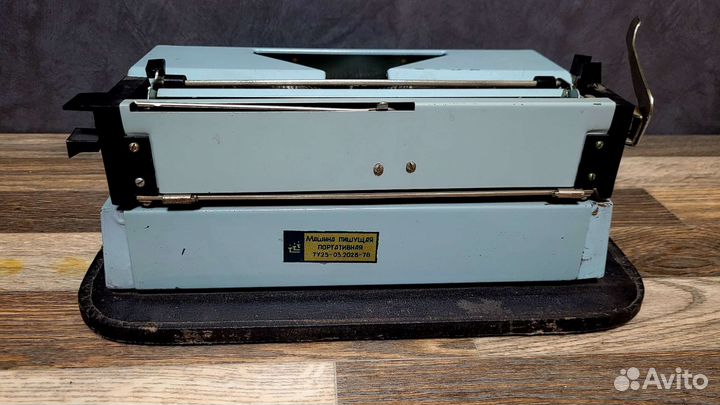 Печатная пишущая машинка портативная ту25 (Москва)