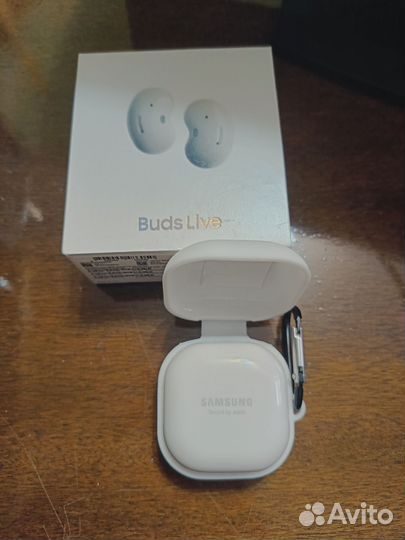Samsung Galaxy buds live