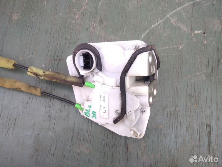 Mazda 3 bl Замок двери задней правой