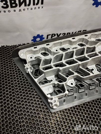 Ступень правая Volvo FH5 23787100