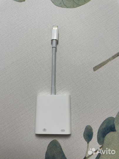 Lightning to usb camera adapter